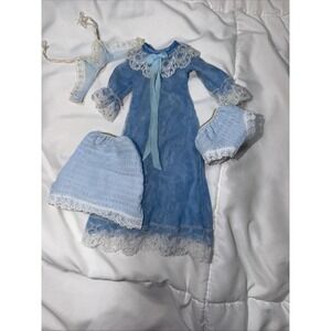 Vintage 1970s Pedigree Sindy Doll Lingerie & Lace Nightgown